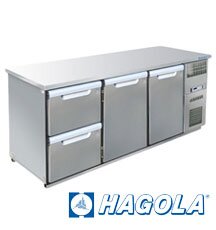 Hagola Kühltheken mit glatter Arbeitsplatte